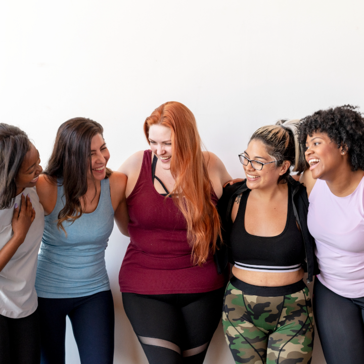 Groove et Danse Home Page Why Join Photos-4-Des femmes diverses se rassemblent